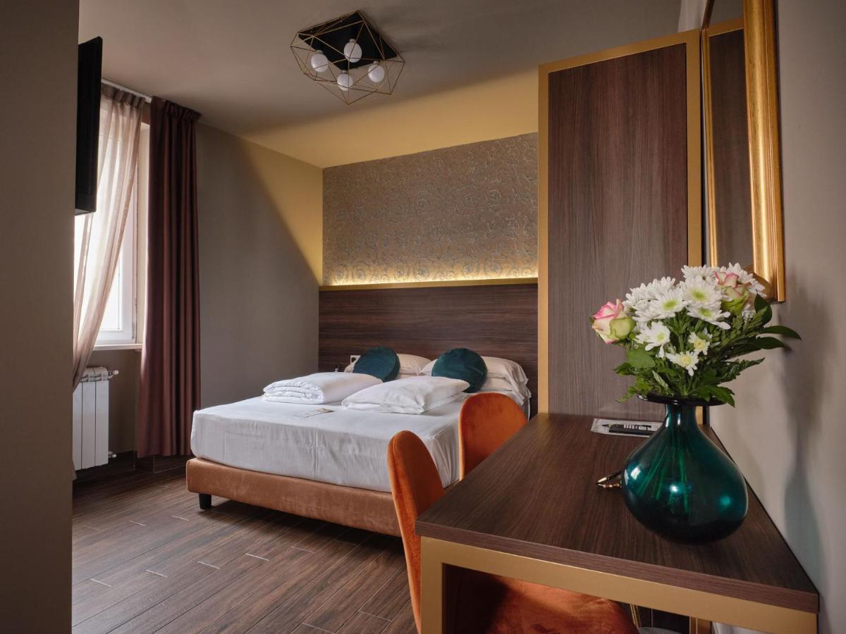 Hotel Giulietta เวโรนา ภายนอก รูปภาพ