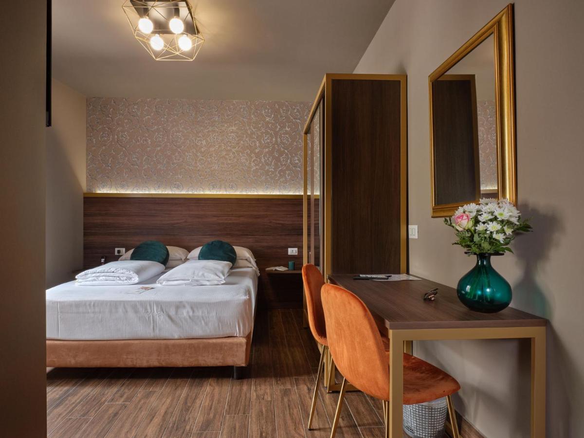 Hotel Giulietta เวโรนา ภายนอก รูปภาพ